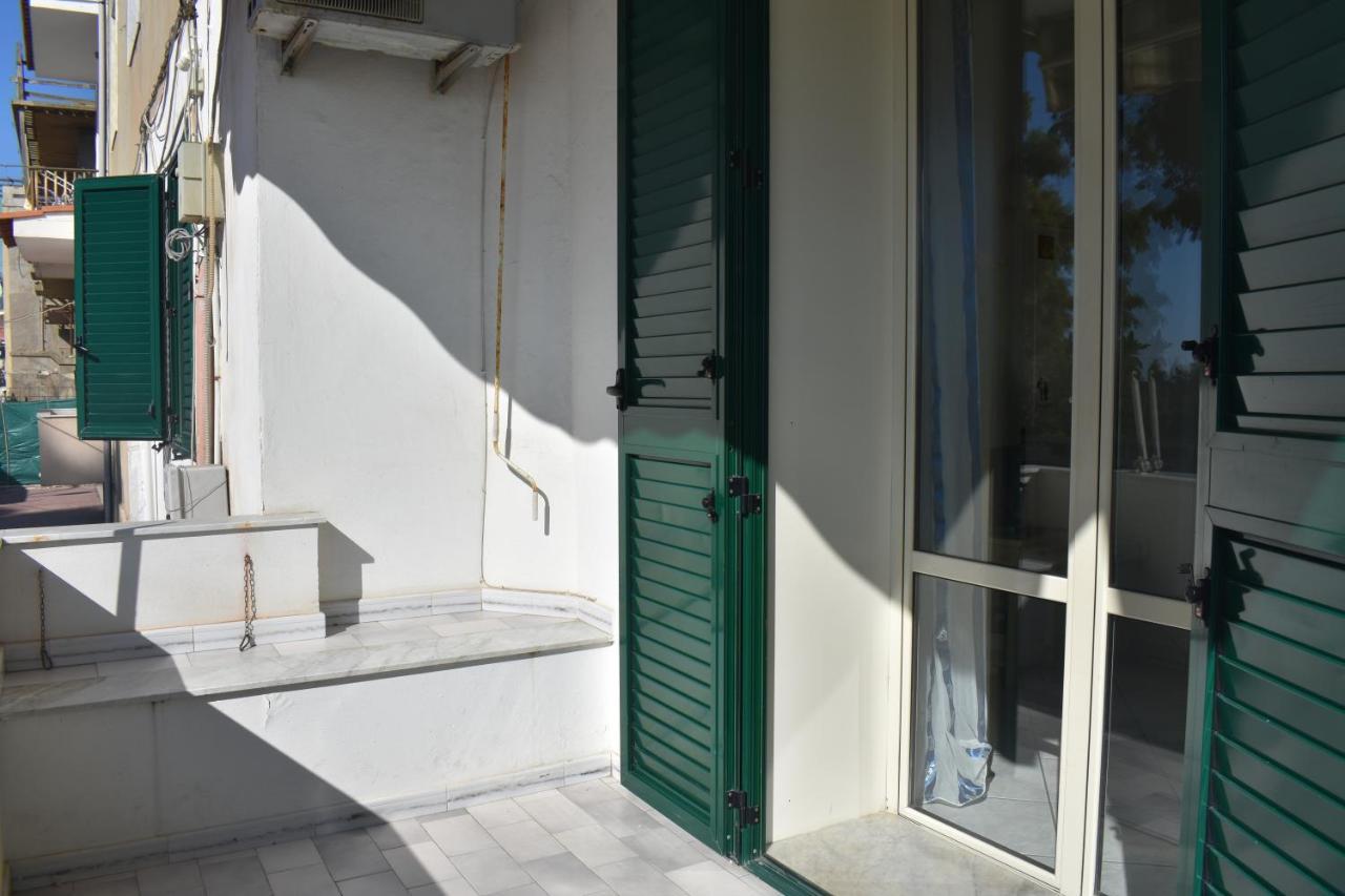 Bed and Breakfast In Riva Al Mare Гела Экстерьер фото