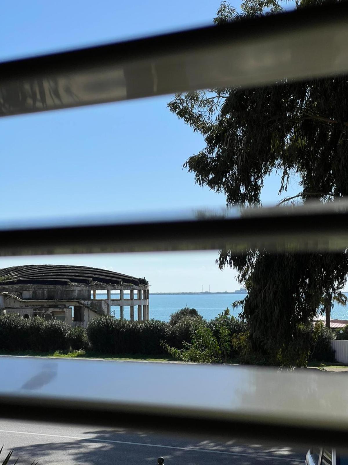 Bed and Breakfast In Riva Al Mare Гела Экстерьер фото