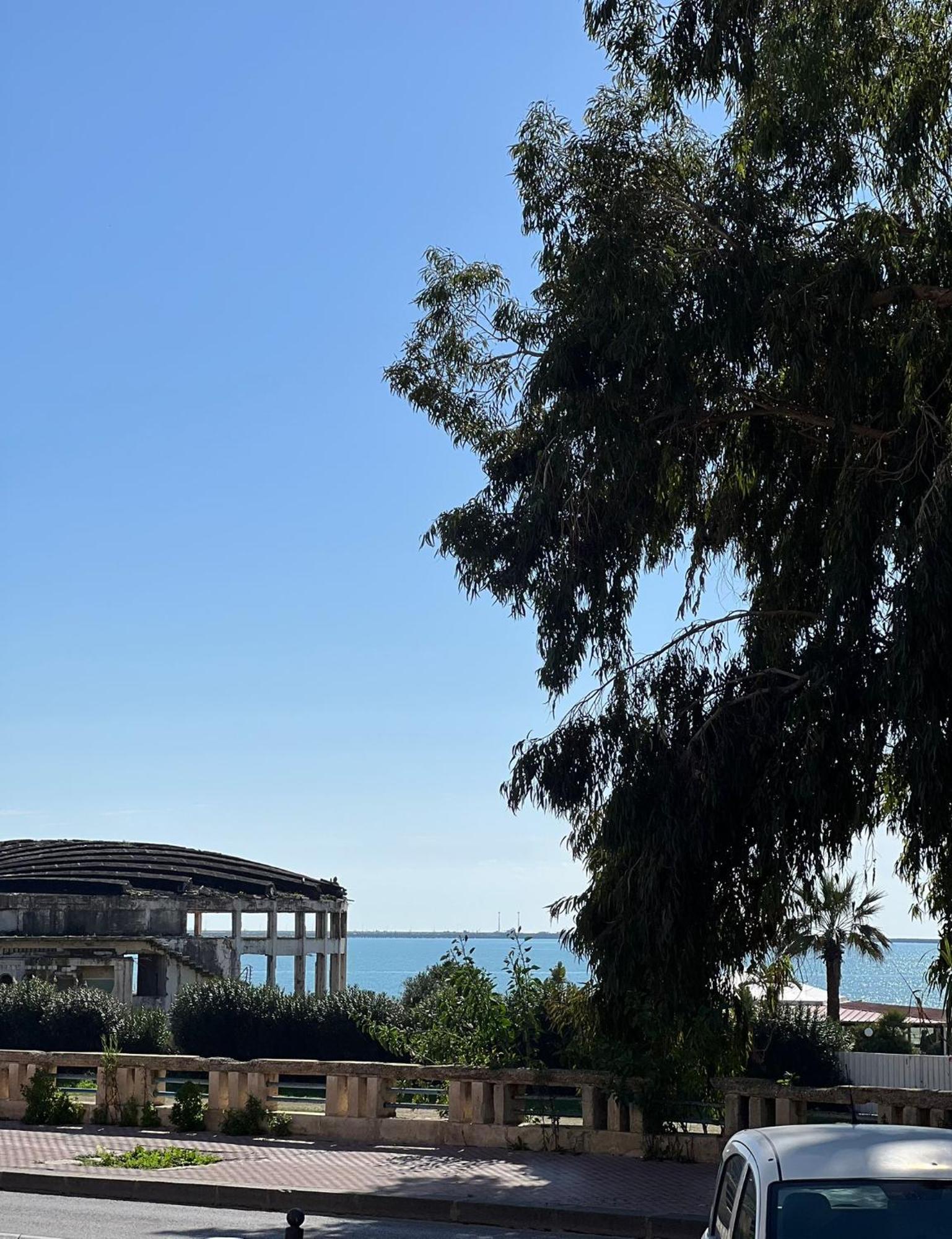 Bed and Breakfast In Riva Al Mare Гела Экстерьер фото